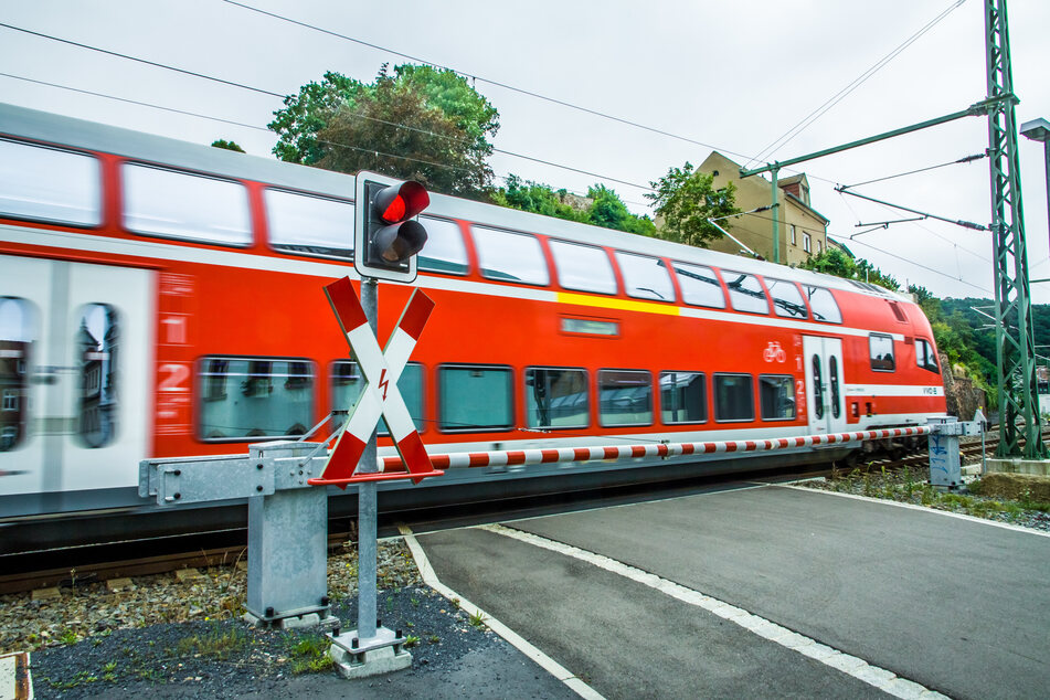 Allein im Zug: Ein sieben Jahre alter Junge hat sich auf den Weg an die Ostsee gemacht. (Symbolbild)