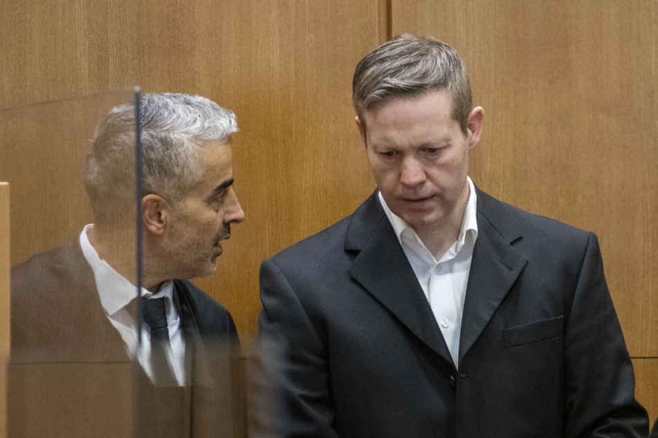 Ernst (47, r.) will sich den Fragen der Familie Lübcke stellen (Archivfoto).