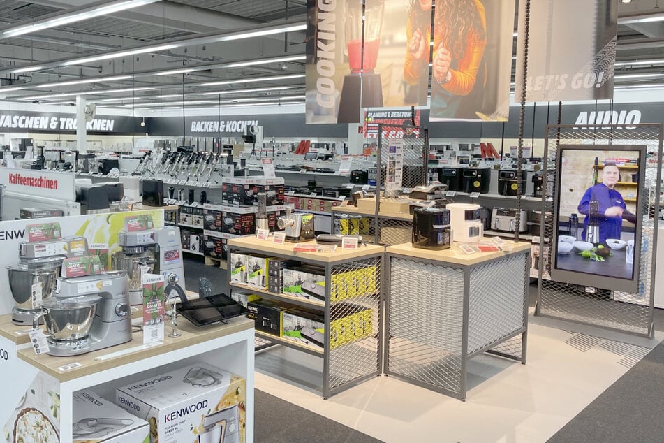 Zum verkaufsoffenen Sonntag bekommt Ihr bei MediaMarkt viele starke Sonderangebote.