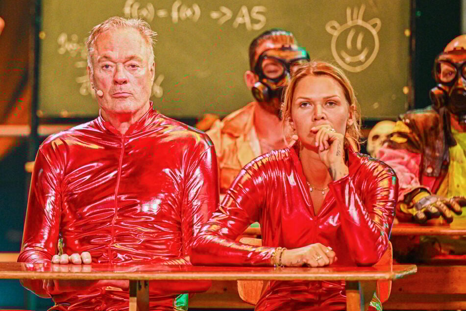 Können sich eigentlich aufs Mark nicht ab: Ronald Schill (66) und Sara Kulka (35).