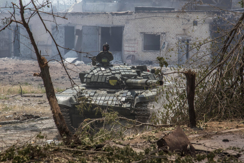 Im Osten der Ukraine tobt eine schwere Schlacht.