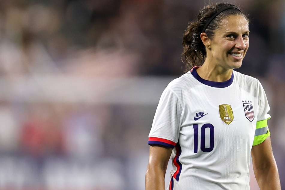 Carli Lloyd kicks off her farewell tour with the USWNT by scoring five goals against Paraguay