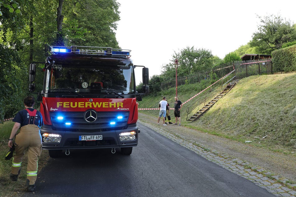 Die Feuerwehr rückte an und sperrte unter anderem die Rotkopf-Görg-Straße ab.