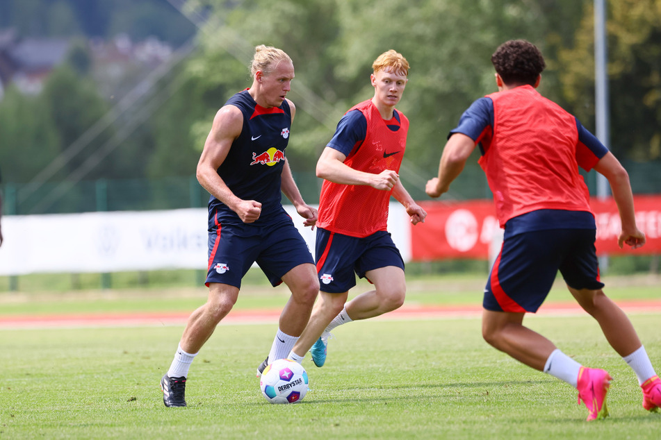 Werden Xaver Schlager (25, l.) und Nicolas Seiwald (22) zum eingespielten Team im Mittelfeld?