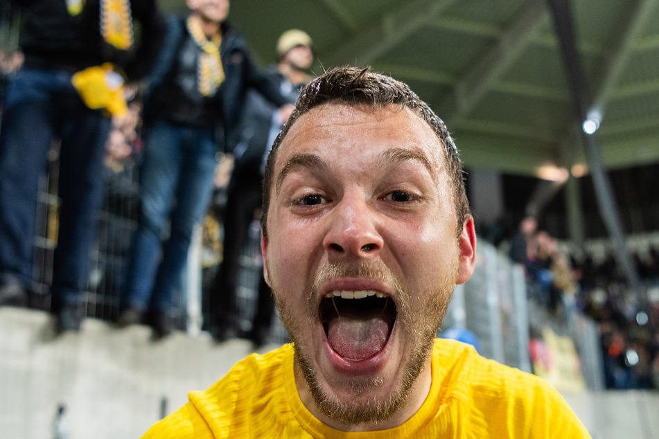 Justin Löwe (22) bleibt ein weiteres Jahr bei der SG Dynamo Dresden.
