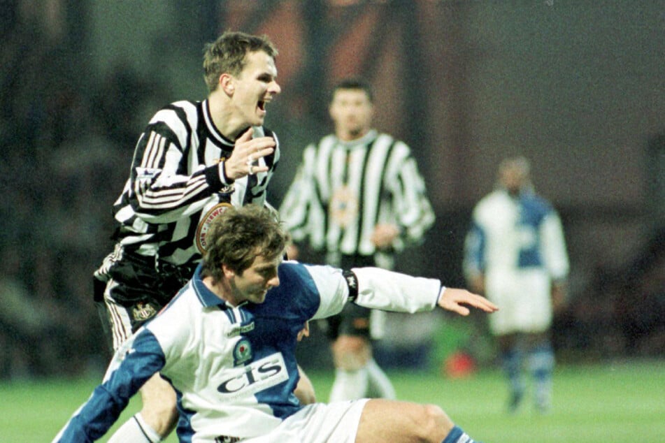 1998 wechselte Dietmar Hamann (49, l.) vom FC Bayern zu Newcastle United. Ein Jahr darauf folgte der Transfer zum FC Liverpool. (Archivfoto)