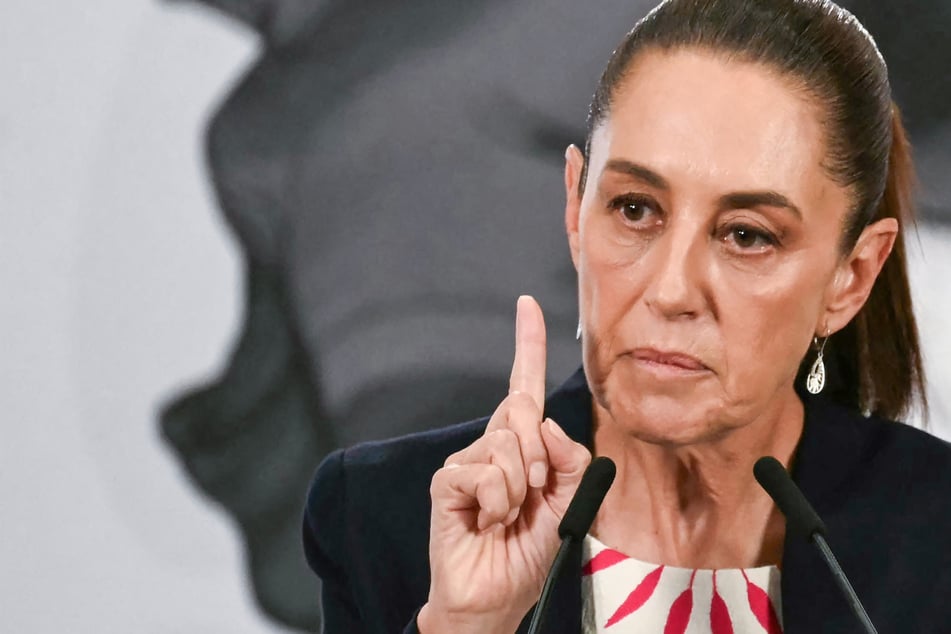 Claudia Sheinbaum steps protest after latest death of Mexican citizen in ICE custody