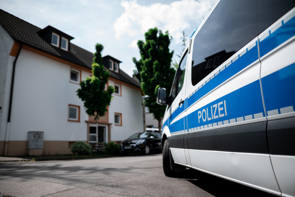 Ein Polizist wurde am Samstag bei einem Einsatz in Magdeburg verletzt. (Symbolbild)
