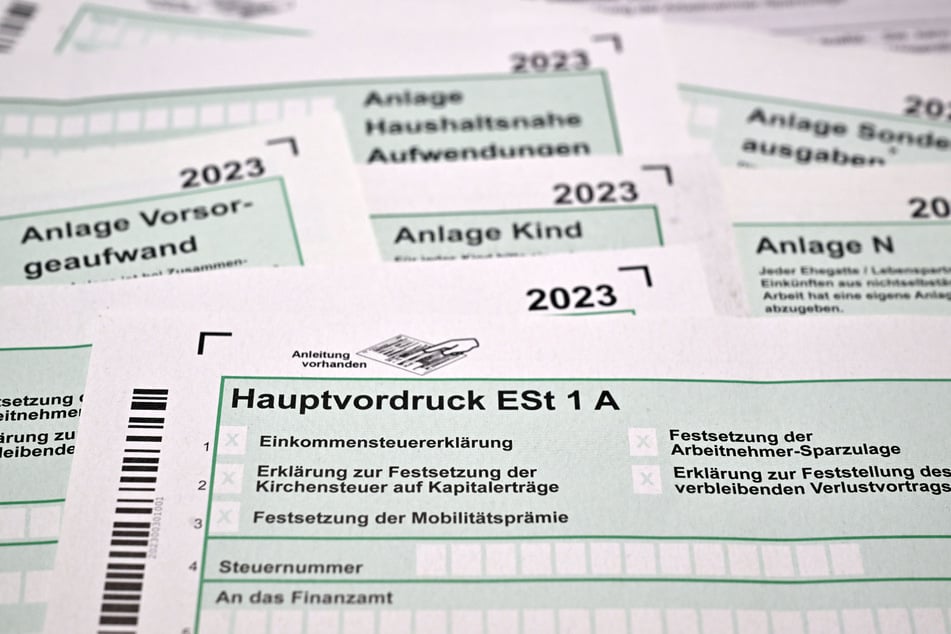 In Hessen wird mit einem Pilotprojekt getestet, ob es problemlos möglich ist, dass das Finanzamt für die Bürger die Steuer macht. (Symbolfoto)