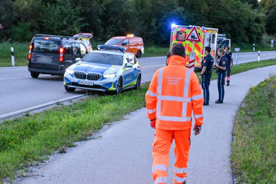 Die Einsatzkräfte kümmerten sich vor Ort.