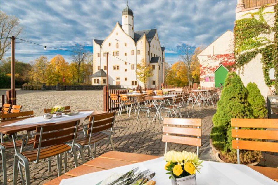 Das Wasserschloss Klaffenbach begeistert als idyllische Spätrenaissance-Anlage und lebendiges Kulturzentrum.