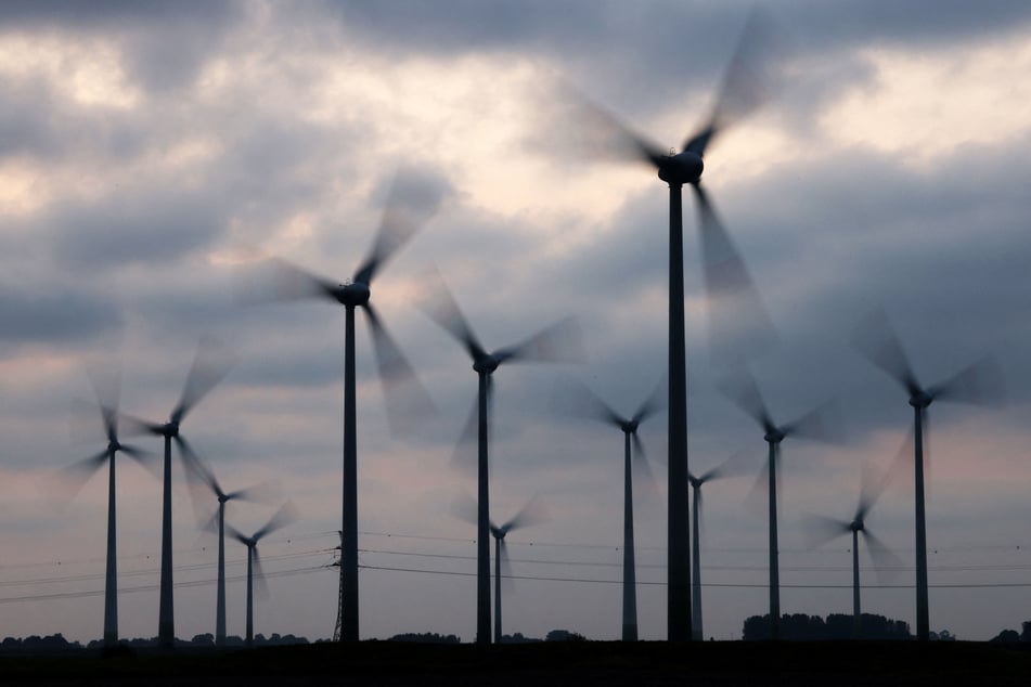 Federal judge orders restart on nearly complete wind project paused by Trump