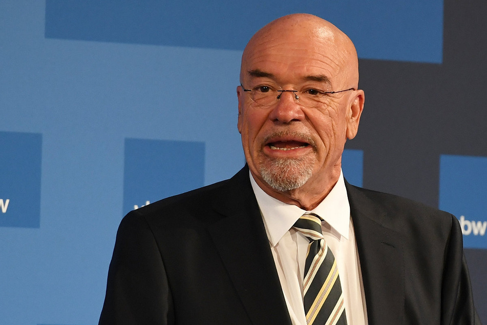 Der Präsident der Vereinigung der Bayerischen Wirtschaft, Wolfram Hatz (62), hat wenig Hoffnung für einen Aufschwung in diesem Jahr.
