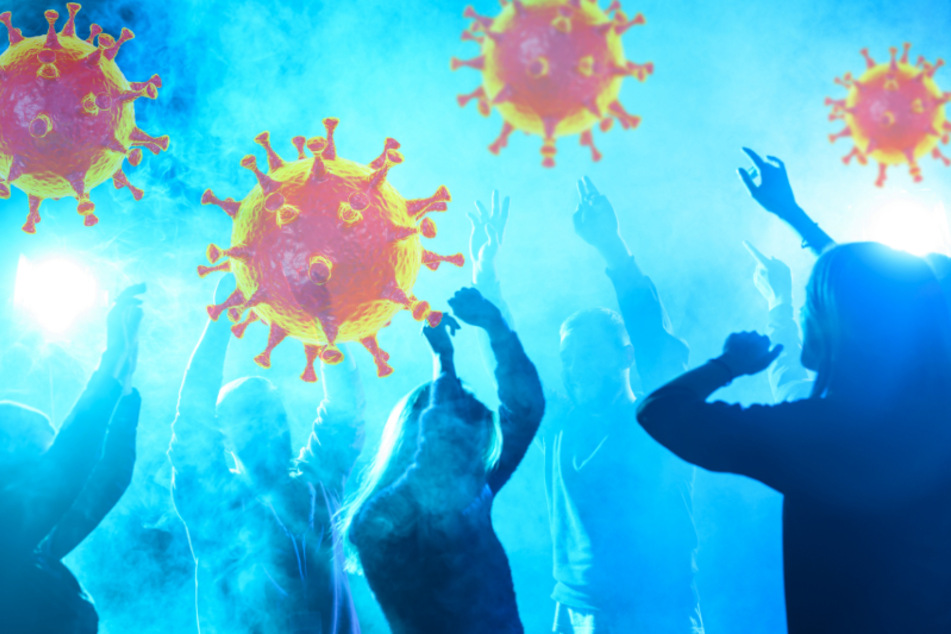 Für neun Personen endete eine Corona-Party in Freiberg mit Anzeigen (Symbolbild).