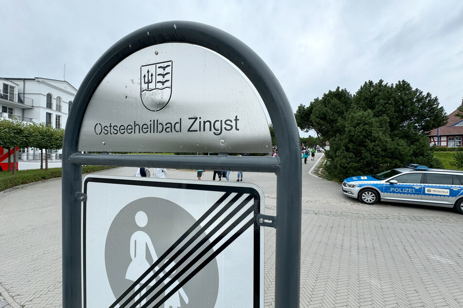 Die beiden Männer befanden sich auf dem Seebrückenvorplatz in Zingst.