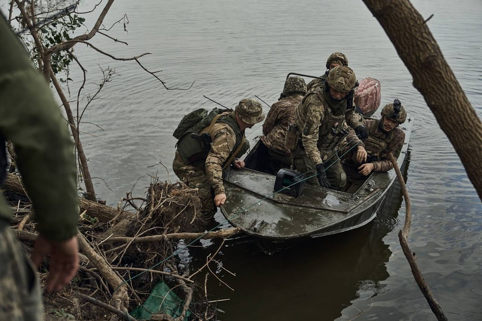 Ukrainische Soldaten sollen Brückenköpfe auf dem linken Ufer des Dnipro errichtet haben.