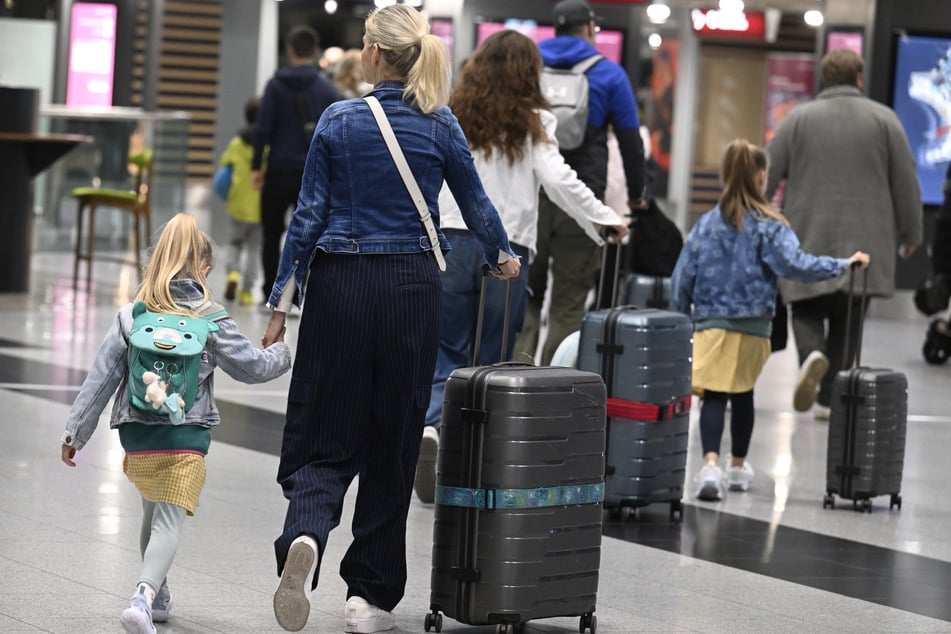 Ferien-Start an NRW-Flughäfen: So viele Passagiere sind in den Urlaub gestartet