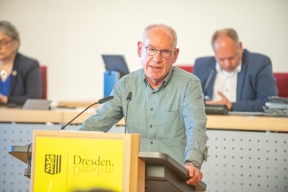 Stadtrat Wolfgang Deppe (70, Grüne) warnt vor einer Unwirtschaftlichkeit der geplanten Anlage.