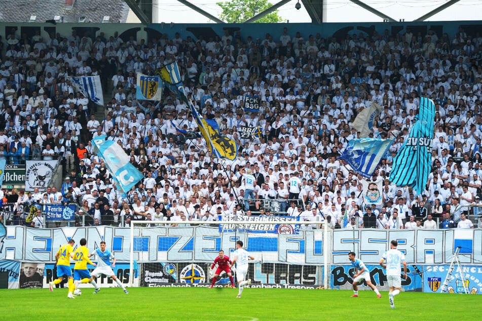 Für die Himmelblauen zählt es am Samstag (17.5.), den letzten Heimsieg der Saison gegen FC Viktoria 1889 Berlin einzufahren.