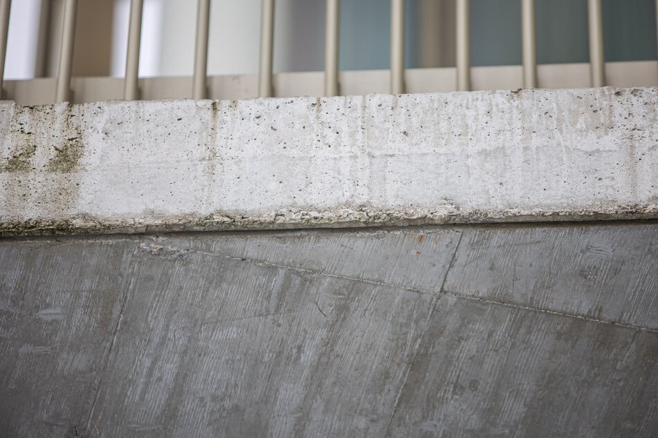 Betonkante der eher "russischen Art": Sieht beim genauen Hinschauen aus wie ein billiger Zweckbau, hat aber 165 Millionen Euro gekostet.