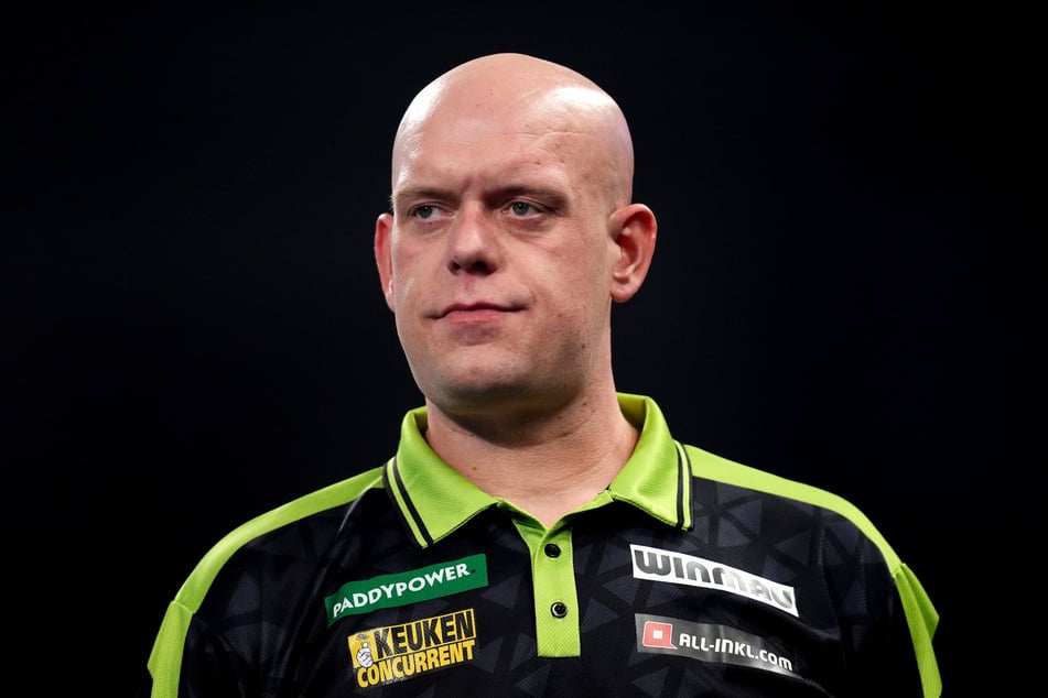 Michael van Gerwen (37) wurde bei einem Event in den Niederlanden plötzlich angegriffen.