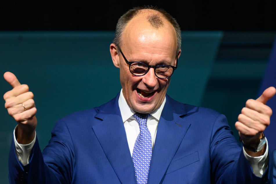 Ursächlich für den drastischen Schritt des Moderators war der vorangegangene Schulterschluss der CDU um Kanzlerkandidat Friedrich Merz (69) mit der AfD.