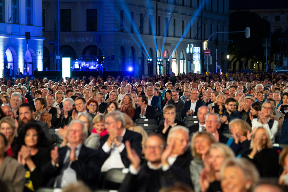 Der Präsident des Bundesverbandes der Konzert- und Veranstaltungswirtschaft, Jens Michow, fordert für seine Branche bundesweit einheitliche Regeln.