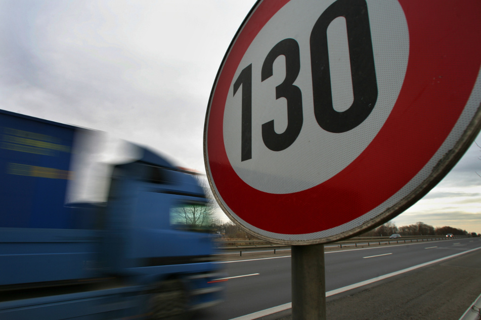 26 Prozent der Befragten sprachen sich für eine Höchstgeschwindigkeit von 130 Kilometern pro Stunde aus.