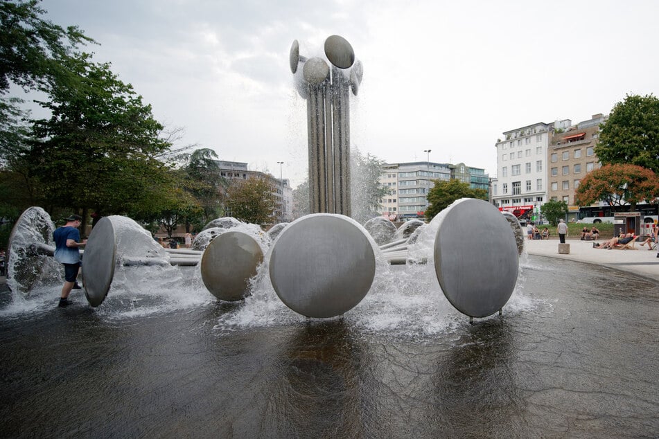 Auch der Brunnen am Ebertplatz in der Kölner Innenstadt wird schon bald wieder in Betrieb genommen.