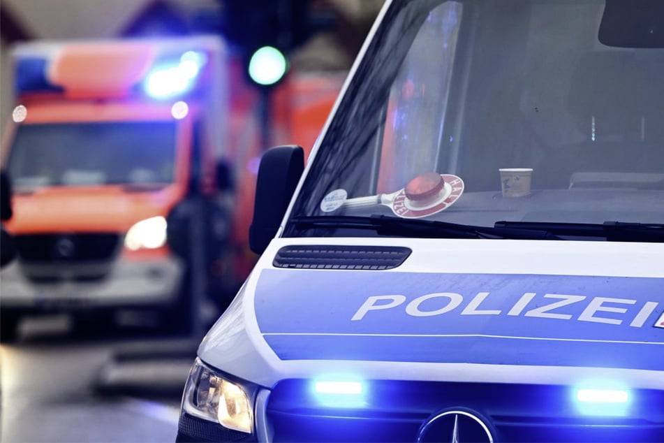 Zwei junge Männer wurden bei dem Angriff am Montag verletzt. (Symbolfoto)