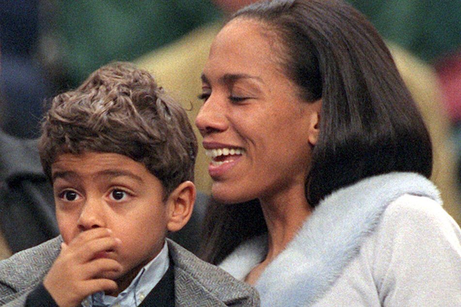 Barbara Becker und Sohn Noah-Gabriel bei einem Tennis-Match im Jahr 1998.