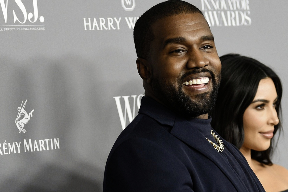 Kanye West soll Kim Kardashian mit berühmter Sängerin betrogen haben!