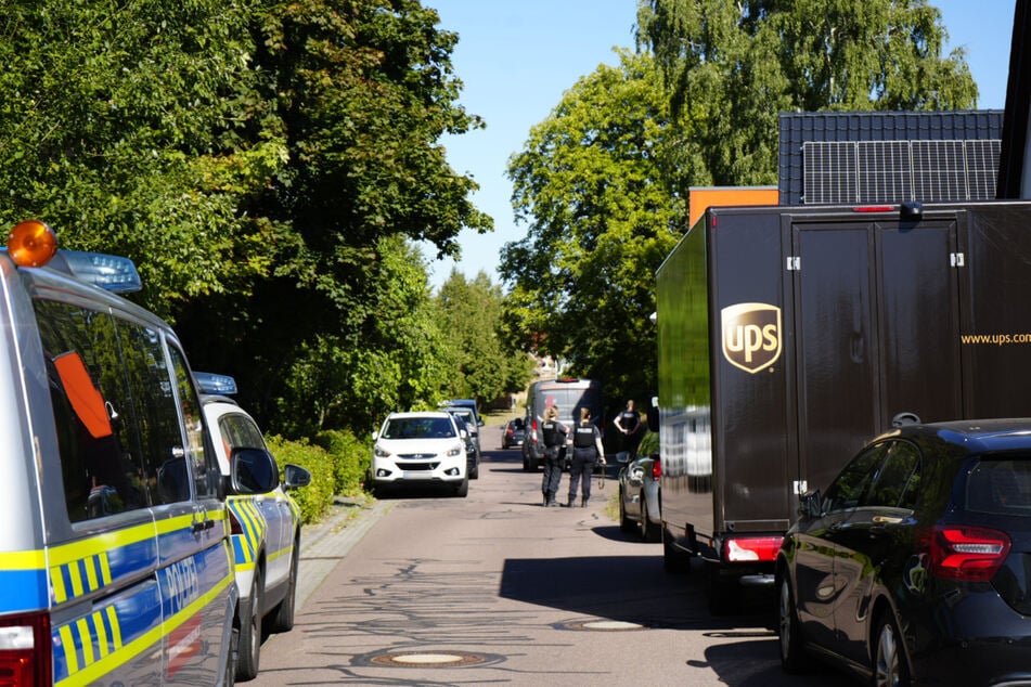 Die Polizei hat nach dem schlimmen Unfall die Ermittlungen aufgenommen.