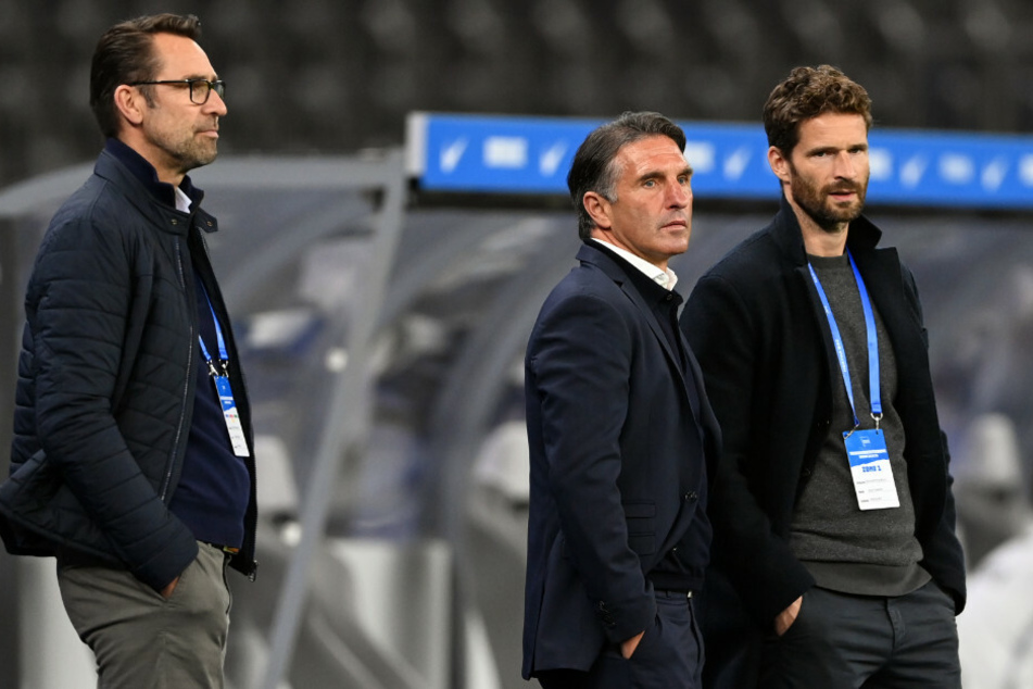 Michael Preetz (53, v.l.n.r.), Bruno Labbadia (54) und Arne Friedrich (41) stehen beim Heimspiel am Samstag vor einer schweren Aufgabe. Ein Sieg gegen den Aufsteiger VfB Stuttgart ist Pflicht, wenn man Anschluss an die oberen Tabellenregionen halten will.
