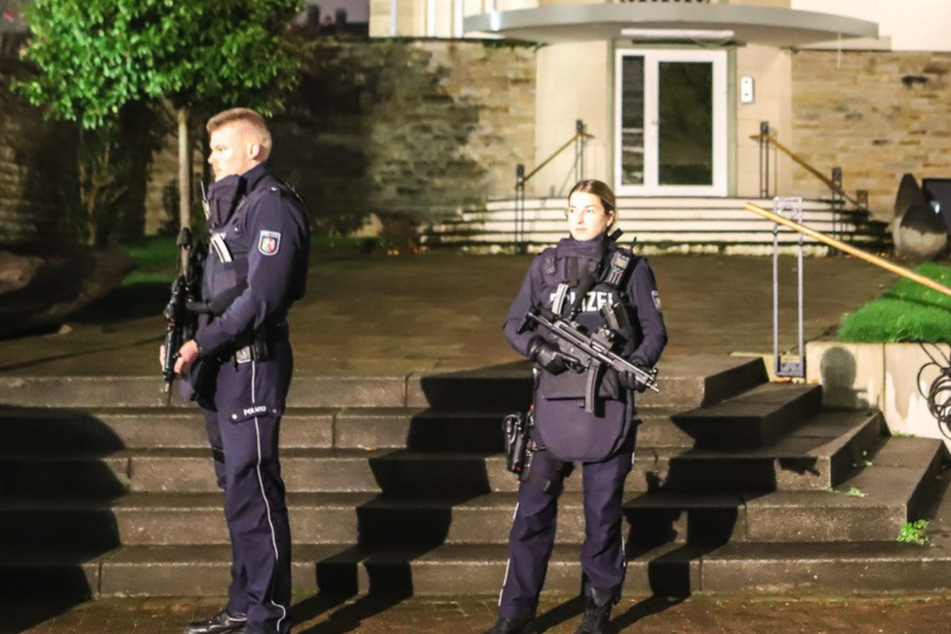 Nach Schüssen auf Essener Synagoge: Polizeipräsenz vor jüdischen Einrichtungen erhöht