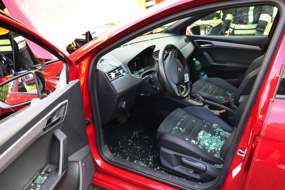 Das Auto musste abgeschleppt werden.