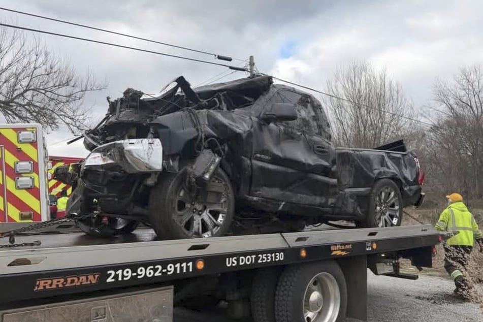 Kurz nach dem Verschwinden des 18-Jährigen wurde ein Fahrzeug kopfüber im Fluss gefunden.