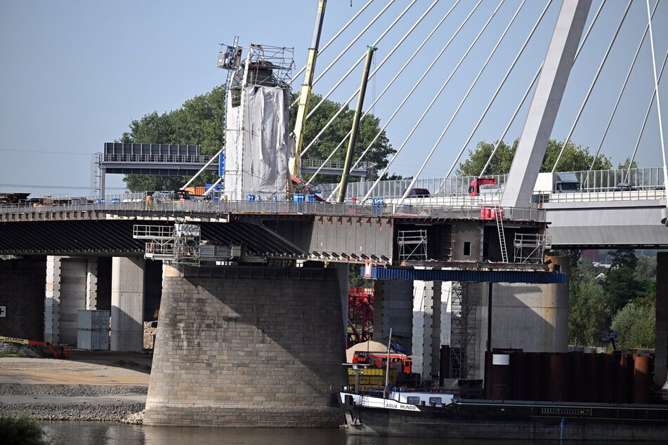 Die Statik der Brücke ist jedoch nicht gefährdet.