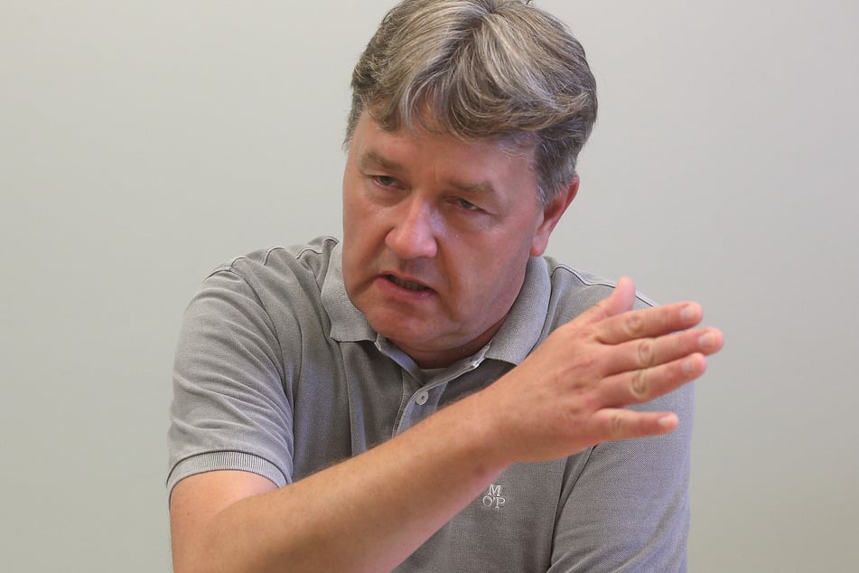 BSW-Fraktionschef Ralf Böhme (52) kritisiert die Dauer der Umsetzung.