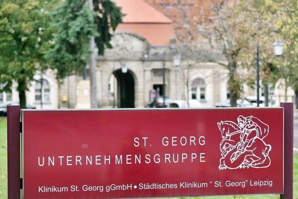Das Klinikum St. Georg, nach eigenen Angaben das mitteldeutsche Zentrum für die Behandlung schwer Brandverletzter, nimmt den Patienten auf.