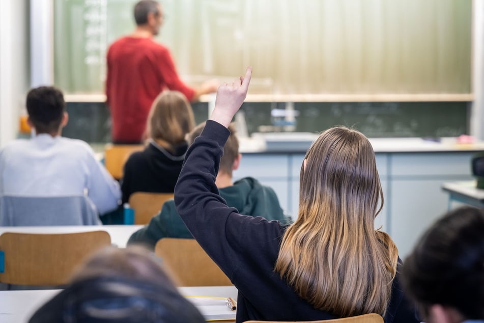 Wenn es in Schule und Elternhaus knirscht, springen oft Projekte der Jugendhilfe ein - genau diese Angebote stehen in Chemnitz jetzt wegen der Sparpläne auf dem Prüfstand.