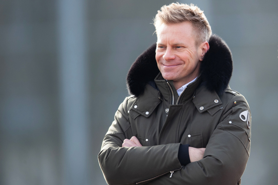 Neu-Trainer Markus Feldhoff (46) kennt sich an der Bremer Brücke bestens aus.