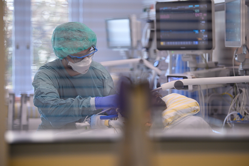 Das Gesundheitsamt geriet bereits an seine Grenzen, nun befürchtet das Klinikum eine Überforderung.