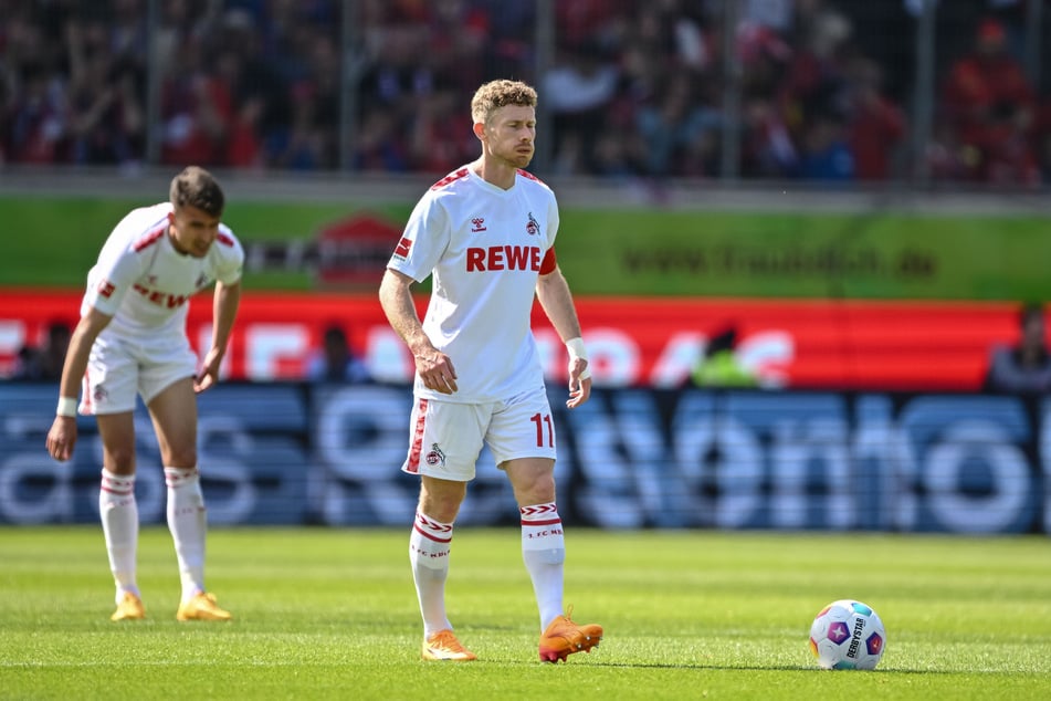 Dejan Ljubicic (26, l.) und Florian Kainz (31) absolvieren wieder Teile des Mannschaftstrainings.