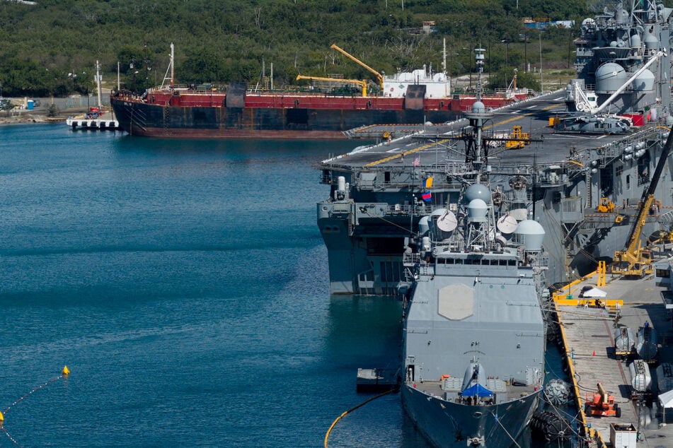 The Trump administration is heaping pressure on Mexico to allow US military strikes within Mexican territory.