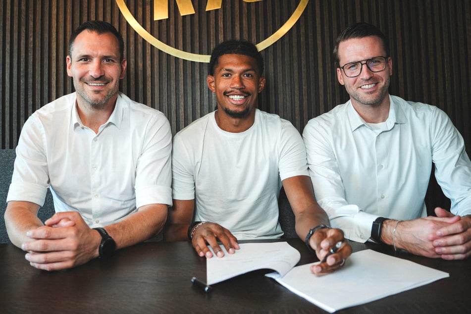 Transfermarkt im Ticker: Zweitligist KSC verstärkt sich in der Defensive