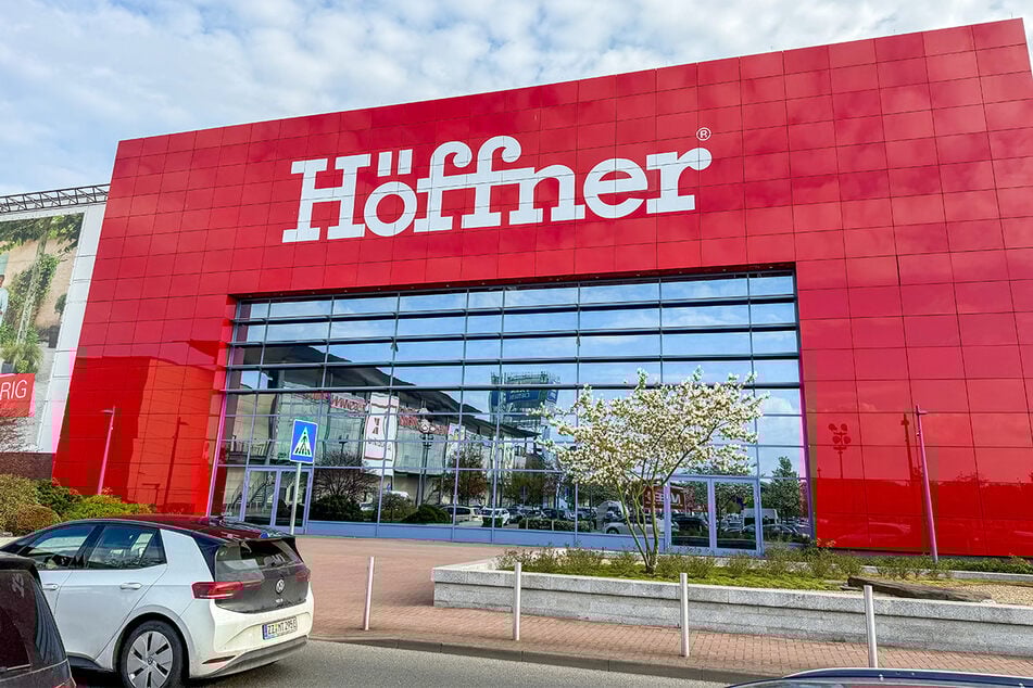 Höffner bereitet gerade großen Ansturm wegen 40%-Aktion vor
