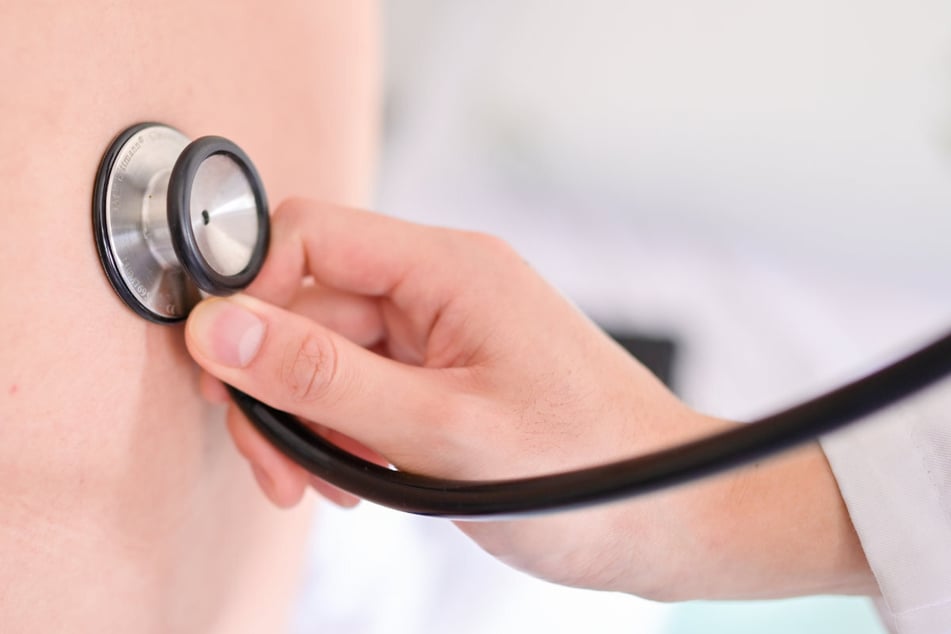 Das System krankt immer mehr: Die Sparpläne zu den Krankenkassenbeiträgen treffen nicht nur die Patienten selbst.