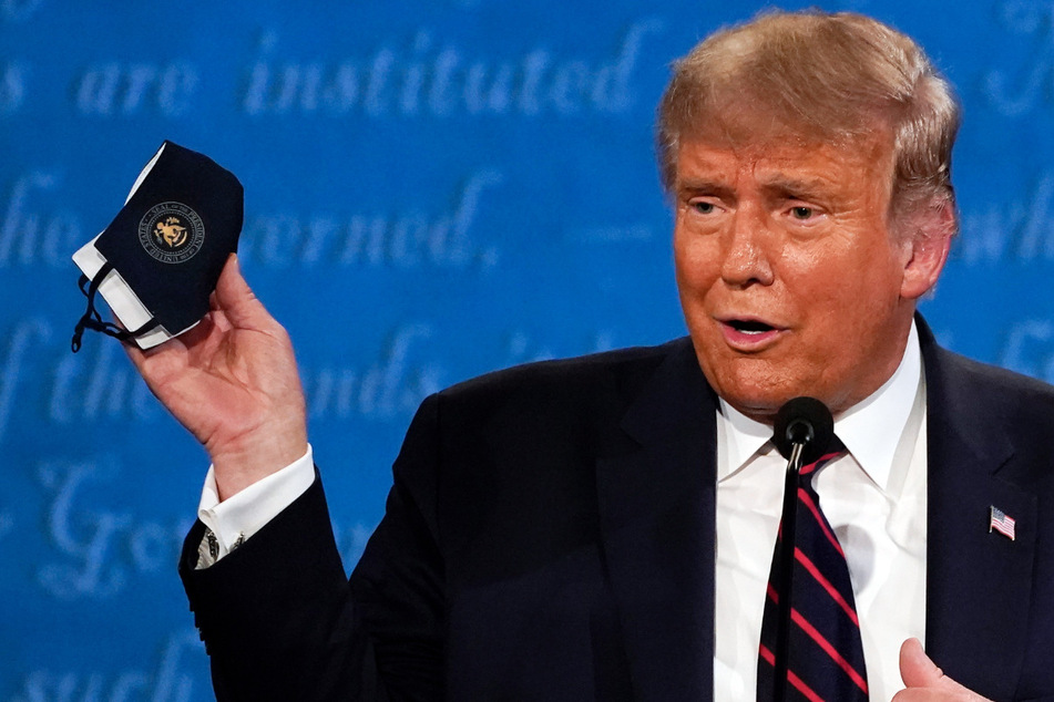 Alles Lüge!? Trump gar nicht mit Coronavirus infiziert?