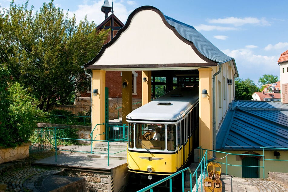 Werden die Sparpläne umgesetzt, verkehren die Bergbahnen nur noch in den warmen Sommermonaten.